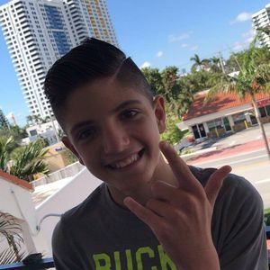 Meet your Posher, Thomas